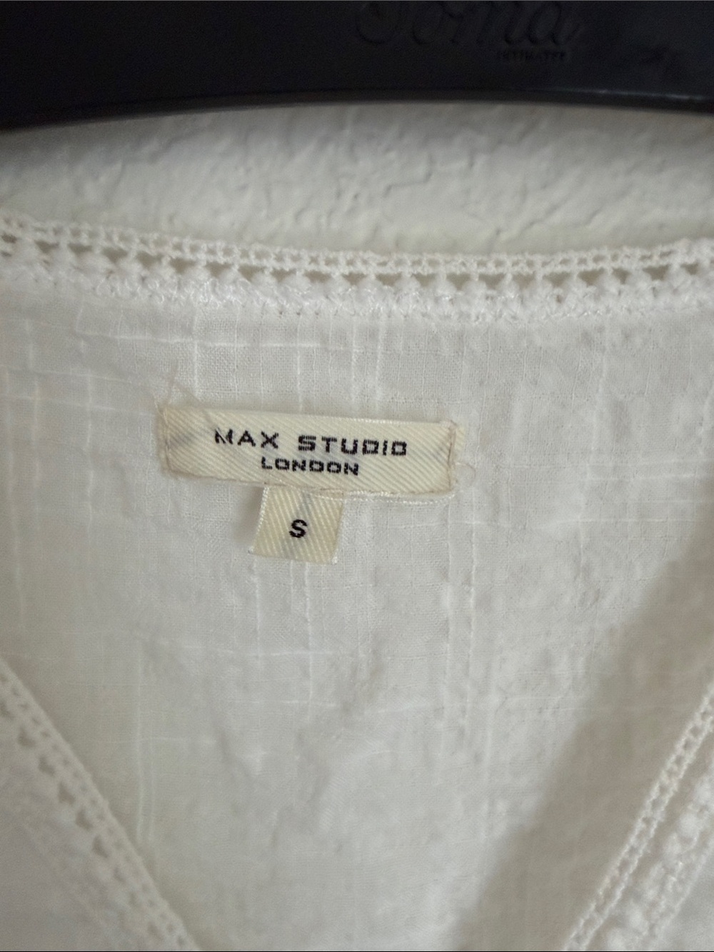 Max Studio White V-Neck Tie-Front Lace Sleeve Blouse size small - Picture 2 of 4